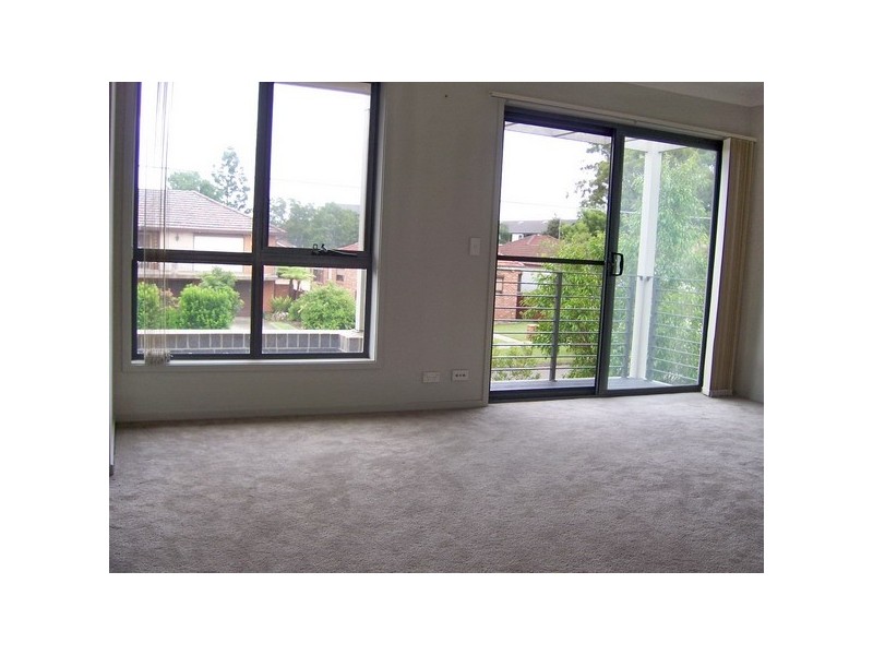 38 Kirkham Rd, Auburn NSW 2144