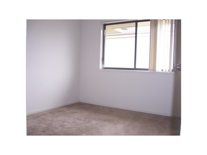 38 Kirkham Rd, Auburn NSW 2144