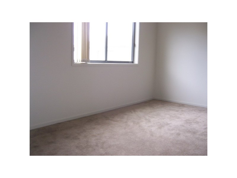 38 Kirkham Rd, Auburn NSW 2144