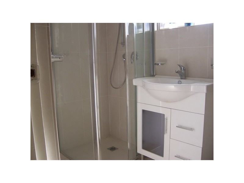 2/120 Harrow Road, Auburn NSW 2144