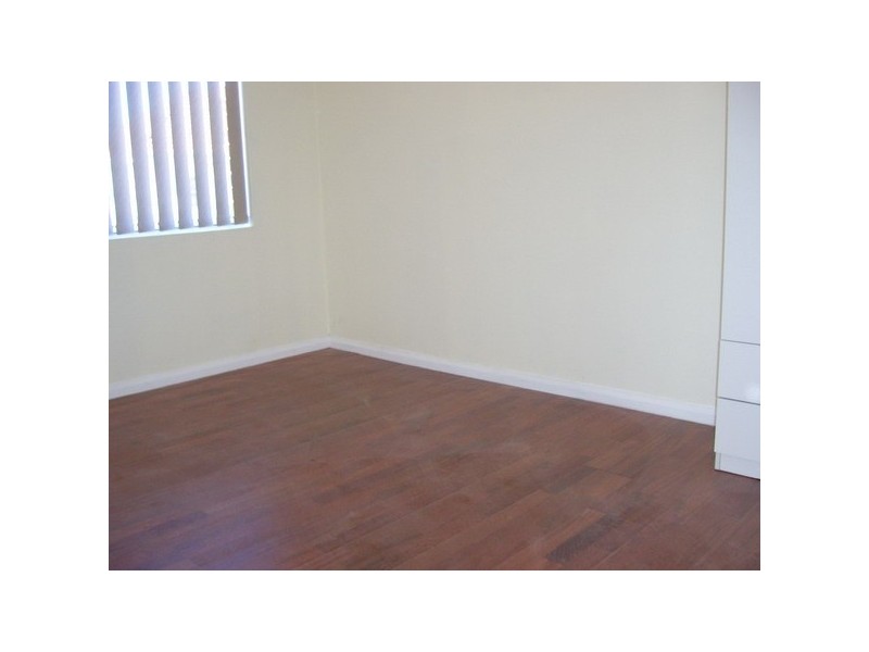 2/120 Harrow Road, Auburn NSW 2144