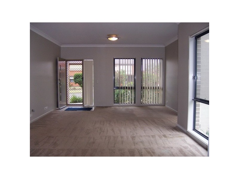 38 Kirkham Rd, Auburn NSW 2144