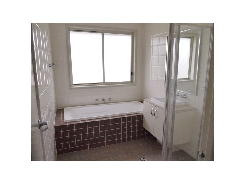 2 Ashgrove Boulevard, Auburn NSW 2144