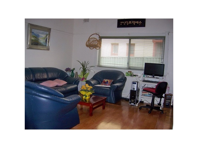 14 Derowie Ave, Homebush NSW 2140