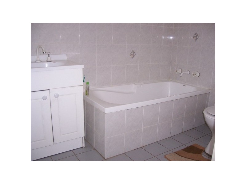 2/2A Gordon Road, Auburn NSW 2144