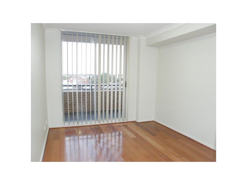 4607/57 Queen St, Auburn NSW 2144