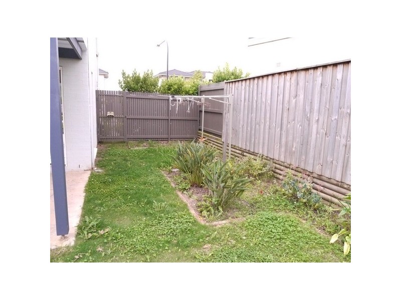 2 Ashgrove Boulevard, Auburn NSW 2144