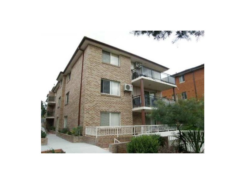 9 Hampstead Rd, Homebush West NSW 2140