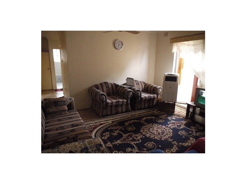 2/20 Northumberlad Road, Auburn NSW 2144