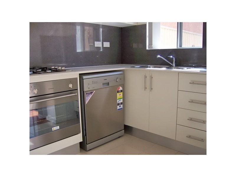 6/17-21 Kirkham Rd, Auburn NSW 2144