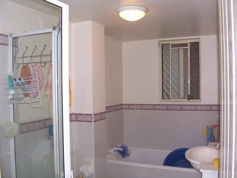 4/10-12  Kitchener Avenue, Regents Park NSW 2143