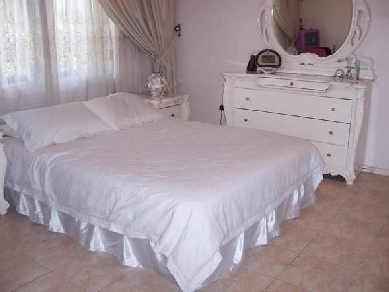 10  Dunbar Avenue, Regents Park NSW 2143