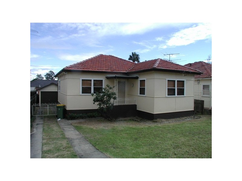 172  Cooper Road, Yagoona NSW 2199