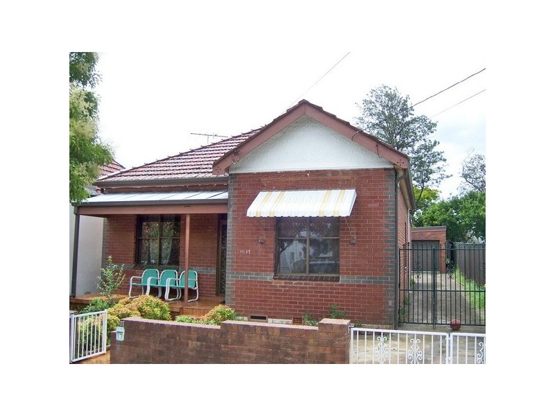 17 Chestnut Road, Auburn NSW 2144