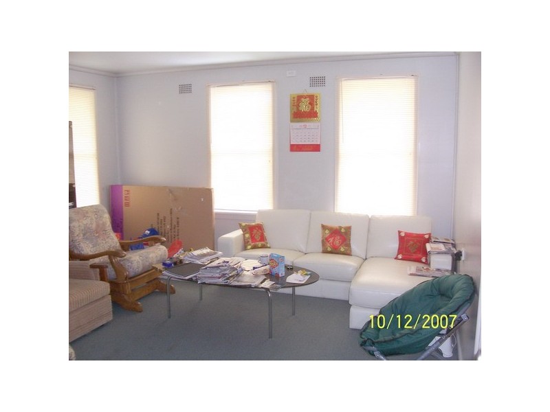 4  Unwin, Cabramatta West NSW 2166