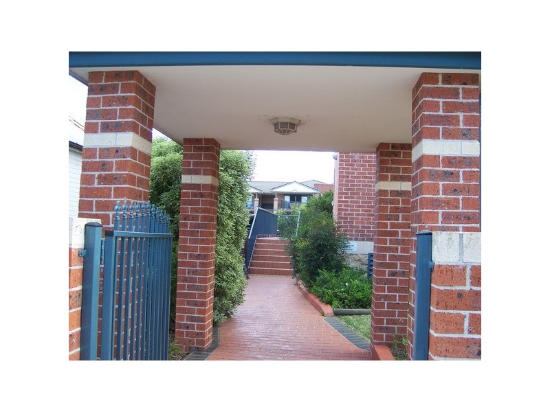 Level 1 13/20  Simpson Street, Auburn NSW 2144