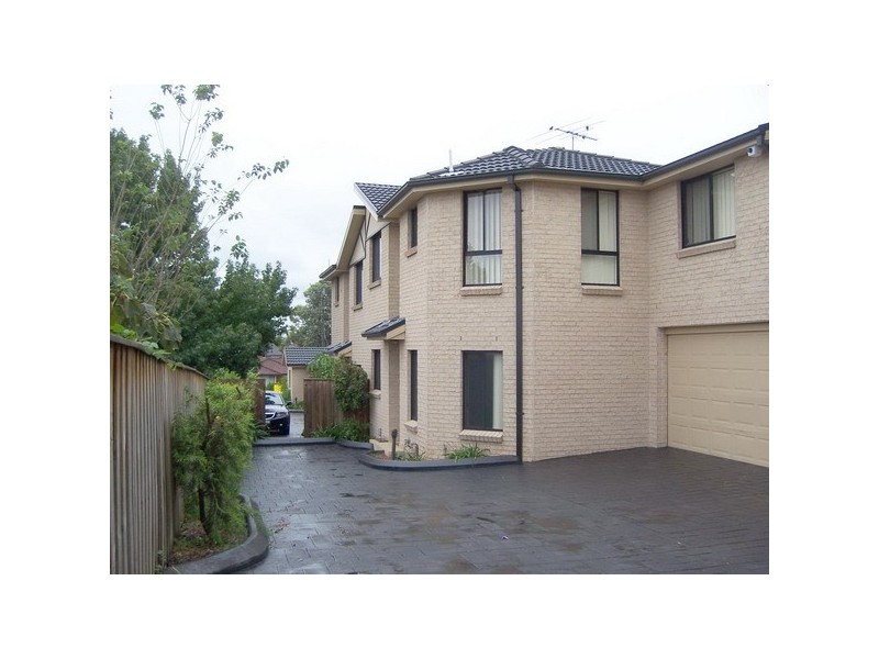 4/7  Park St, Merrylands NSW 2160