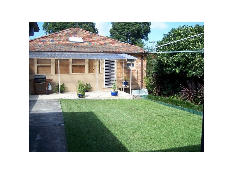 27  Albert Road, Auburn NSW 2144