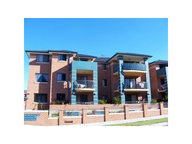 8/20-24  Simpson St, Auburn NSW 2144