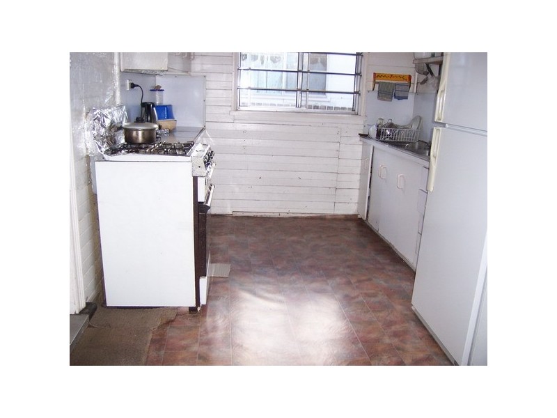 11  Victoria St, Granville NSW 2142