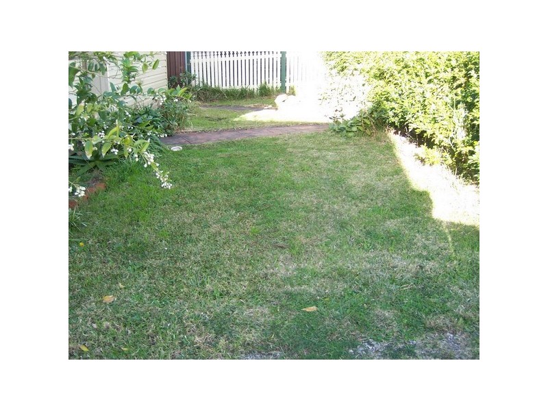 11  Victoria St, Granville NSW 2142