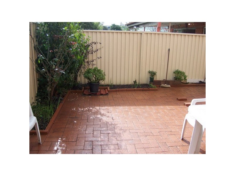 4/9a-11  Louisa St, Auburn NSW 2144