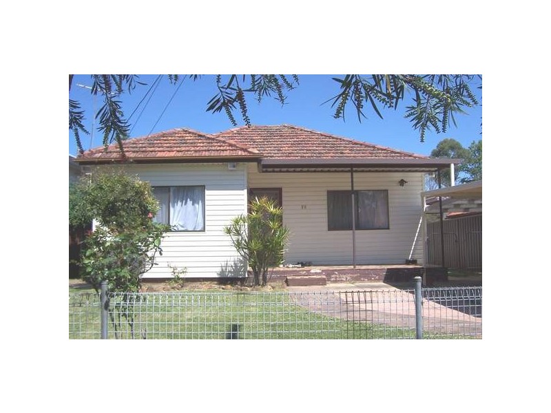 28  Thomas St, Granville NSW 2142
