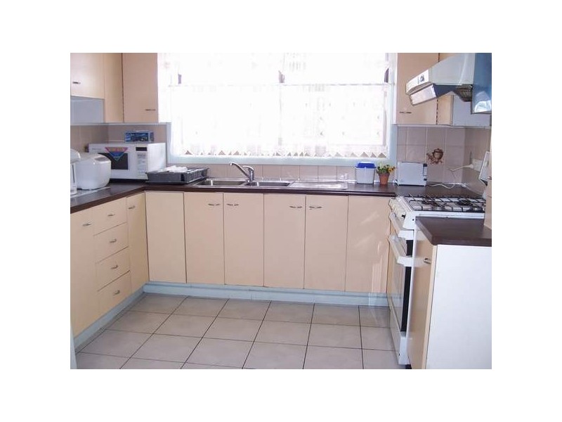 28  Thomas St, Granville NSW 2142