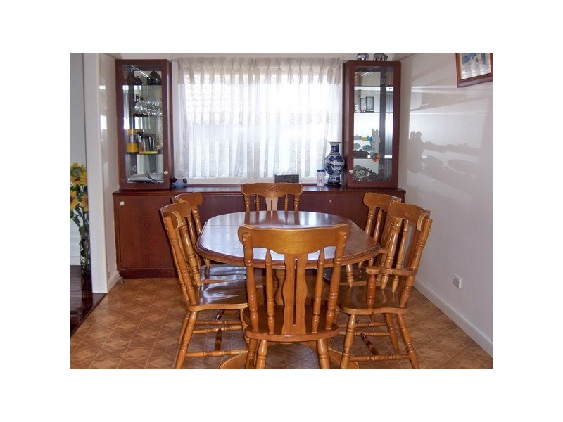 19  Kibo Road, Regents Park NSW 2143