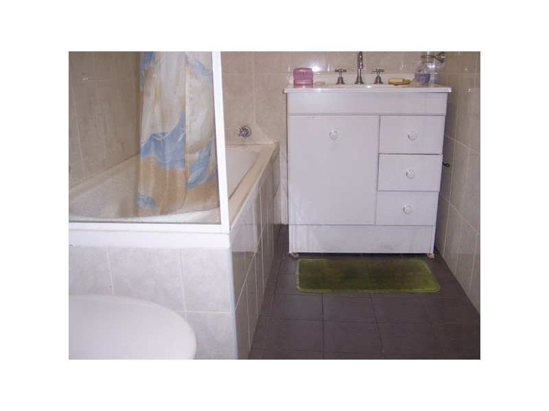 13/8  Mary St, Granville NSW 2142