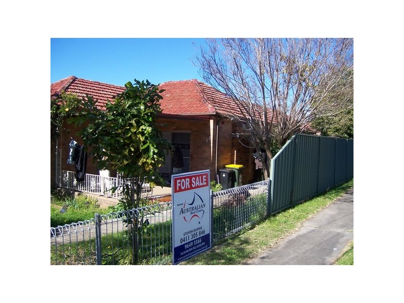 13 Kibo Road, Regents Park NSW 2143