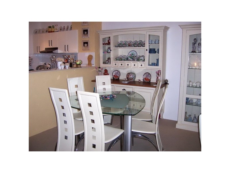 Level 1 20/2   Amy Street, Regents Park NSW 2143