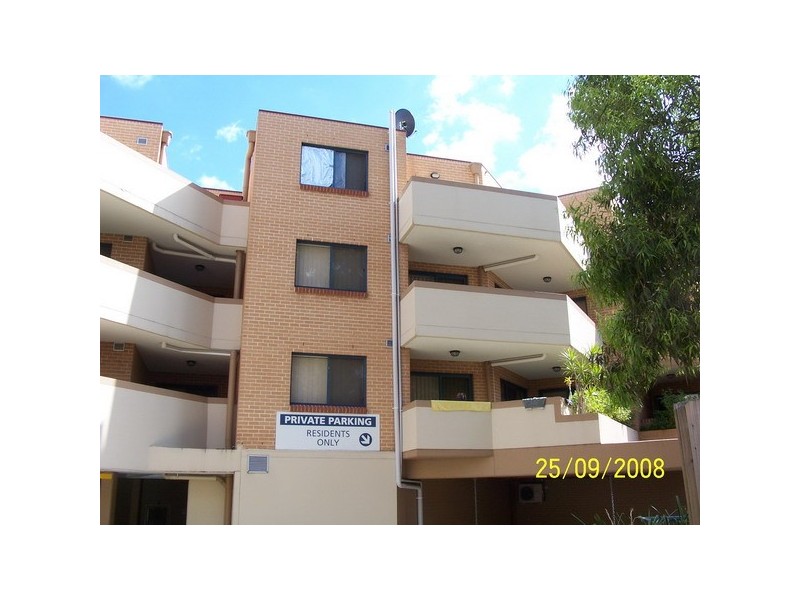 30/2  Amy Street, Regents Park NSW 2143