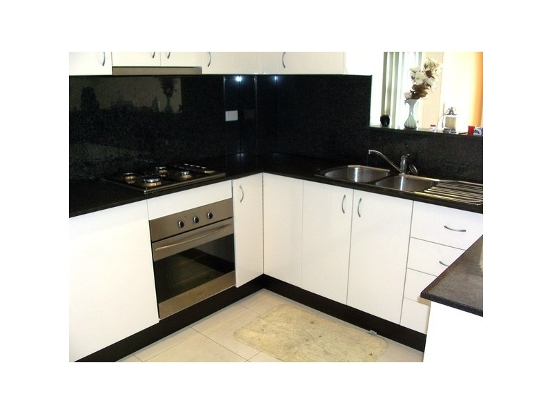 2/62  Railway Tce, Merrylands NSW 2160