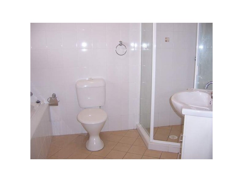 7-11  Kitchener Ave, Regents Park NSW 2143