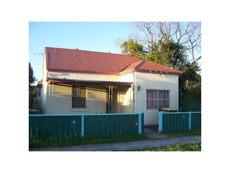 11  Brunswick St, Granville NSW 2142