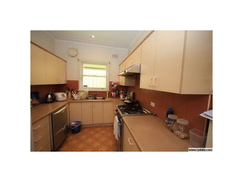 19 Kibo Road, Regents Park NSW 2143