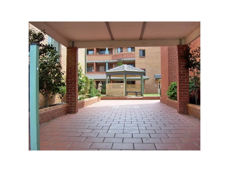 Level 1 39/Level 1 39/54  Amy Street, Regents Park NSW 2143