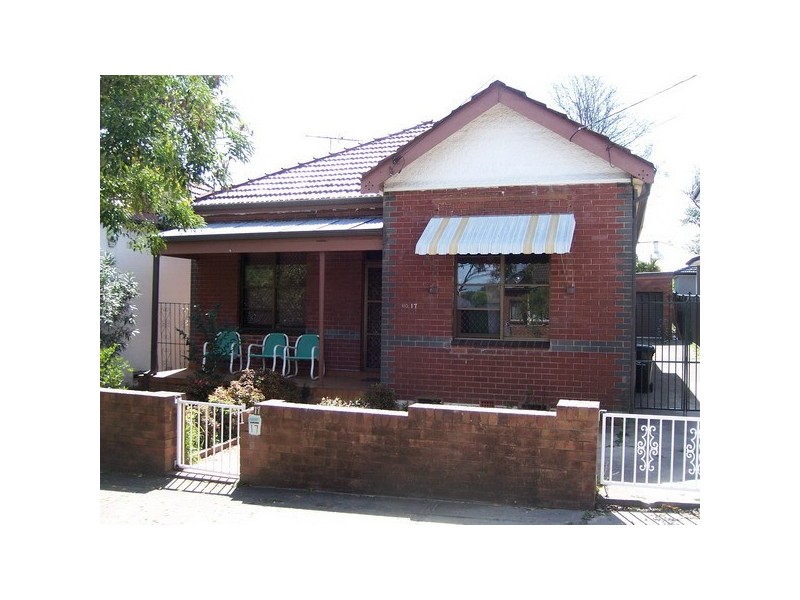 17 Chestnut Road, Auburn NSW 2144