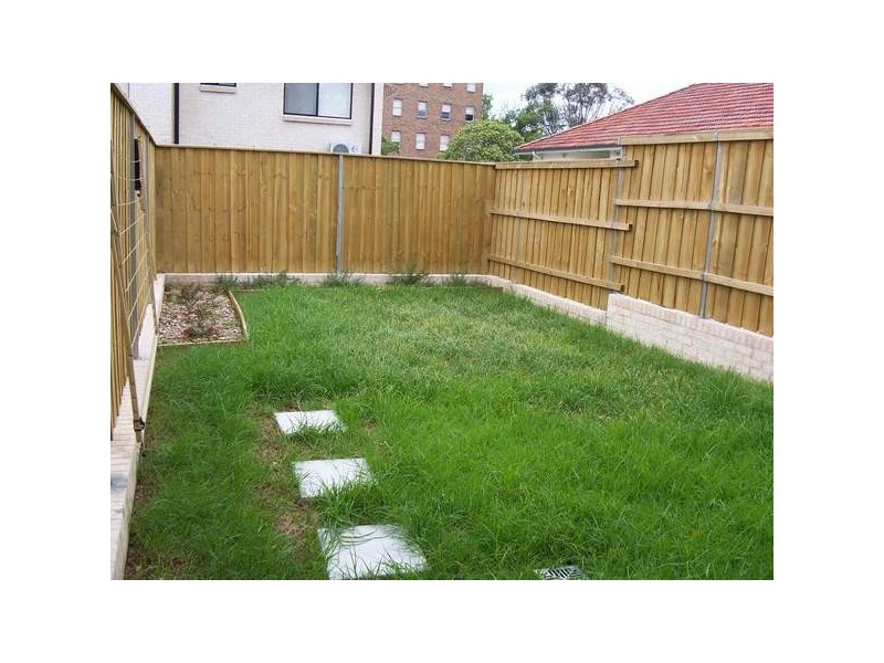 1/27-29  Hargrave Road, Auburn NSW 2144