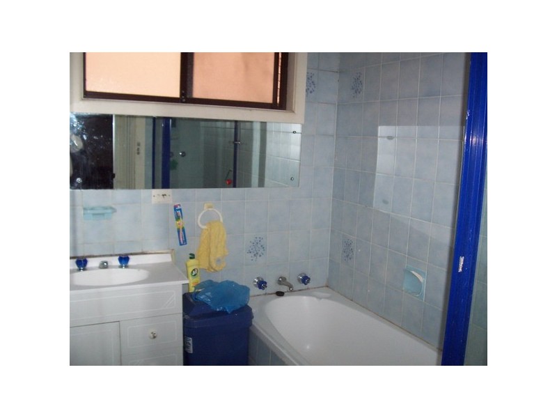 8  St Johns Rd, Auburn NSW 2144