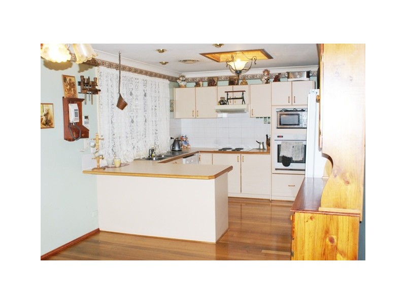 12  Davidson Close, St Clair NSW 2759