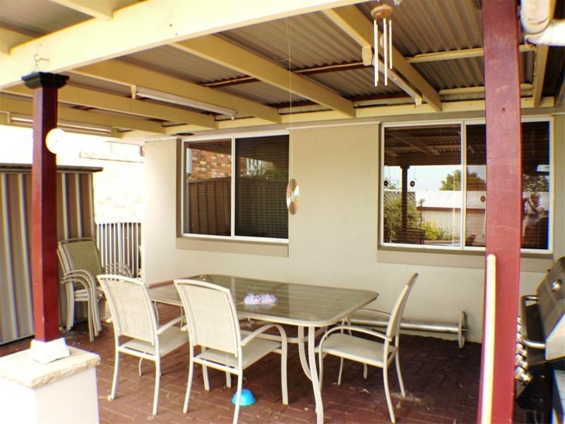 11 Cassia Close, St Clair NSW 2759