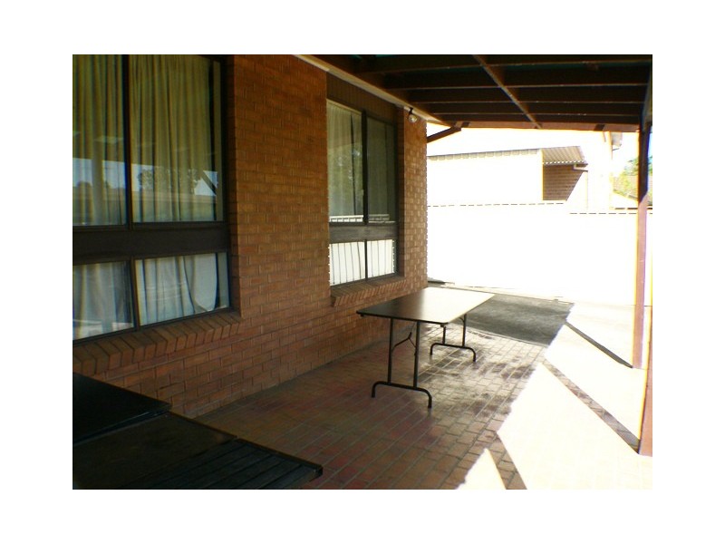 10 Explorers Way, St Clair NSW 2759