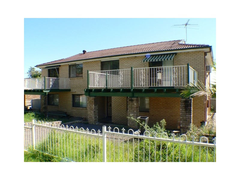 1 Mustang Avenue, St Clair NSW 2759