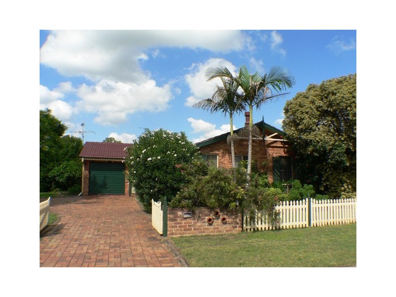 1  Oldfield Court, St Clair NSW 2759