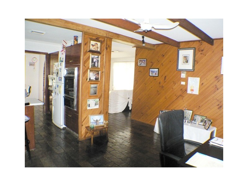 1  Oldfield Court, St Clair NSW 2759