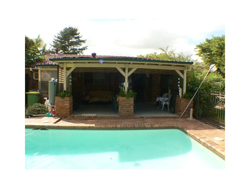 1  Oldfield Court, St Clair NSW 2759