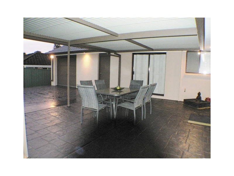 9  Newark Place, St Clair NSW 2759