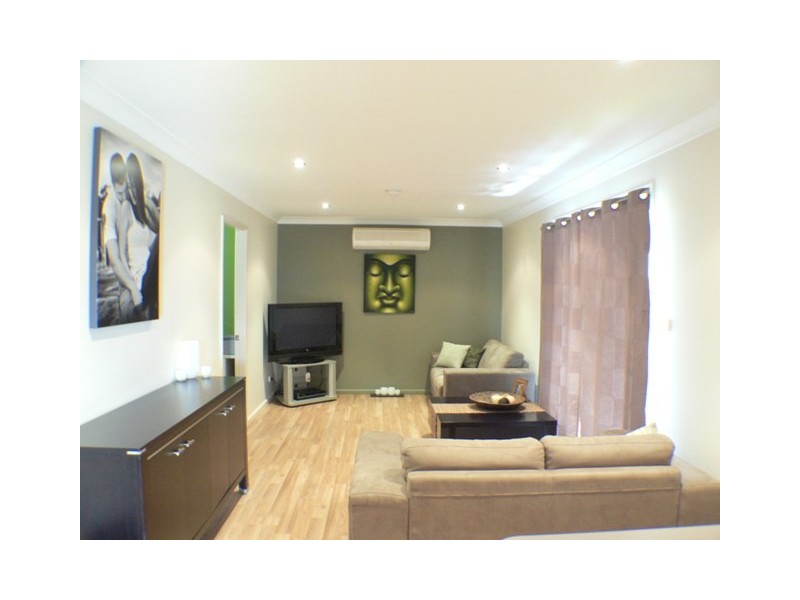 9  Newark Place, St Clair NSW 2759